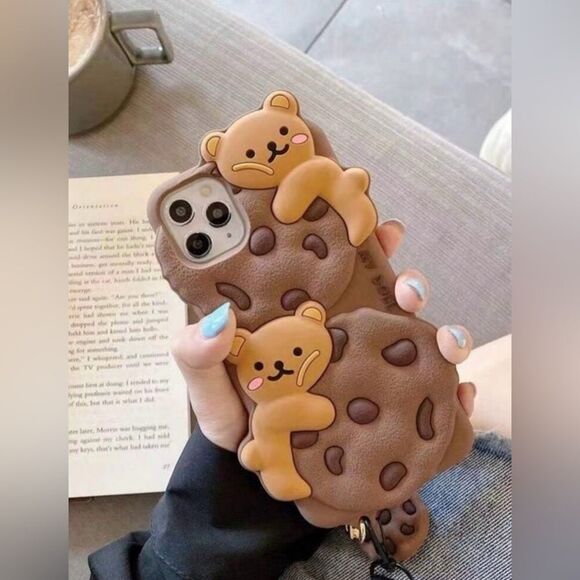 Adorable Teddy Bear & Cookie Case for iPhone 16 Pro Max - Picture 3 of 7